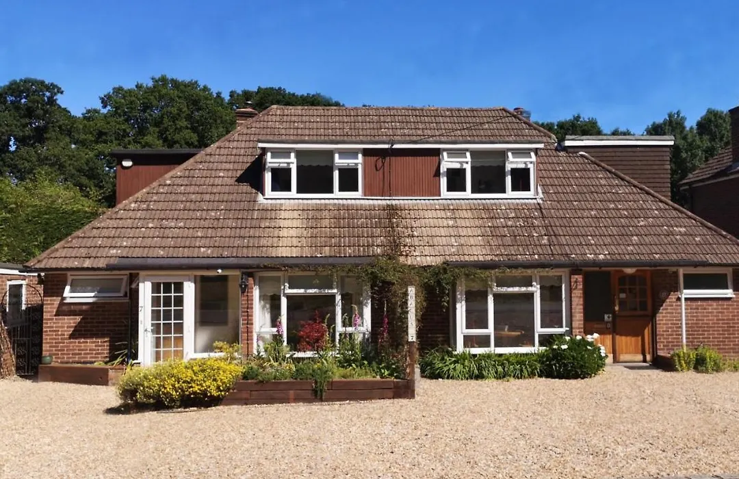 Abacus Bed And Breakfast, Blackwater, Hampshire-1
